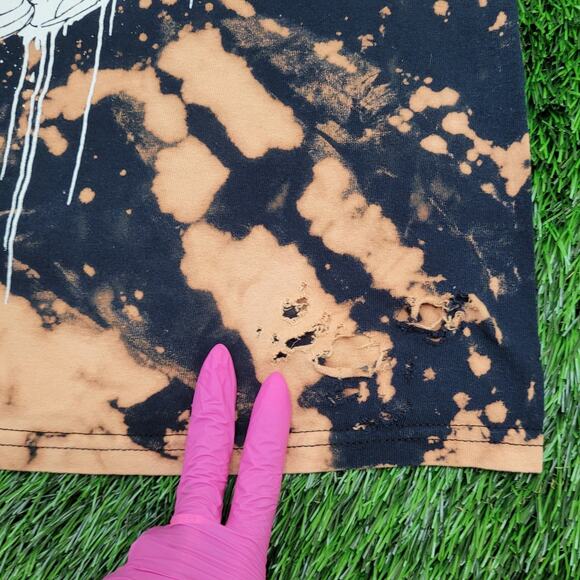 Distressed Skull Shirt Medium 20x24 Bleached Edgy Grunge - Picture 5 of 15